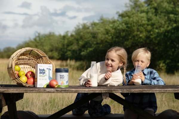 1742196788975733.jpg 131A9823 retouch_副本.jpg